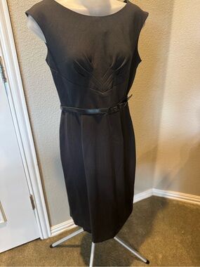 R&K Black Sleeveless Midi Sheath Dress with Slim Belt